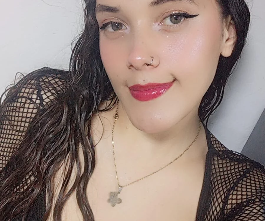 Eimi_foxxx cam model