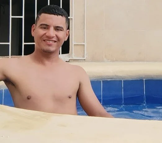 brayanardiente74 Chat XXX offline