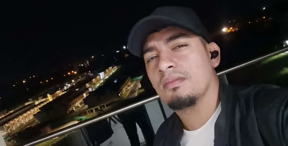Randal_Delgado offline chatrum