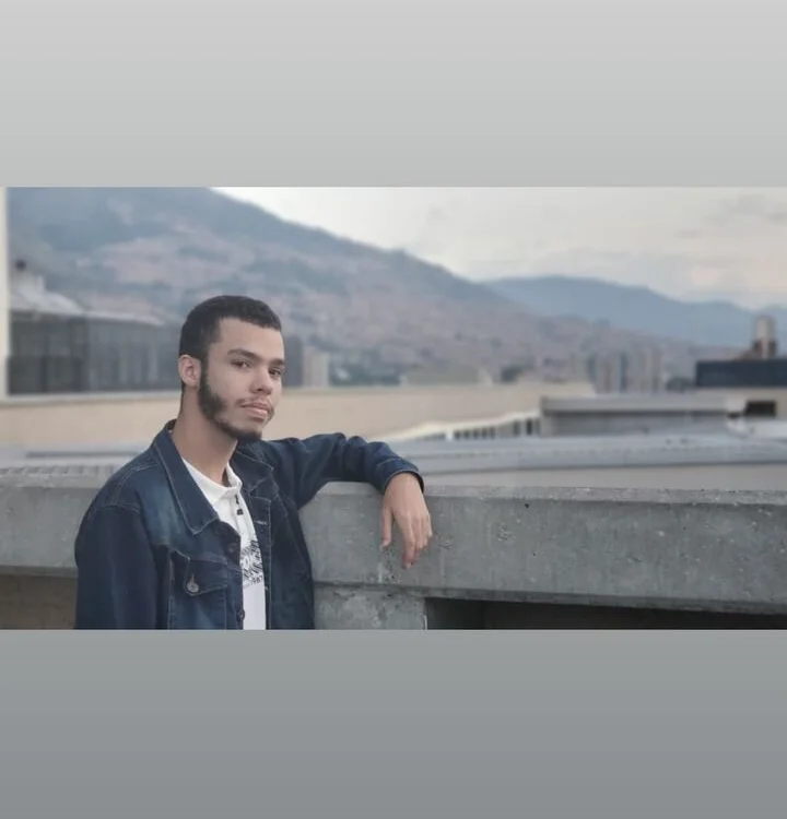 AleCam69 Offline XXX Chat