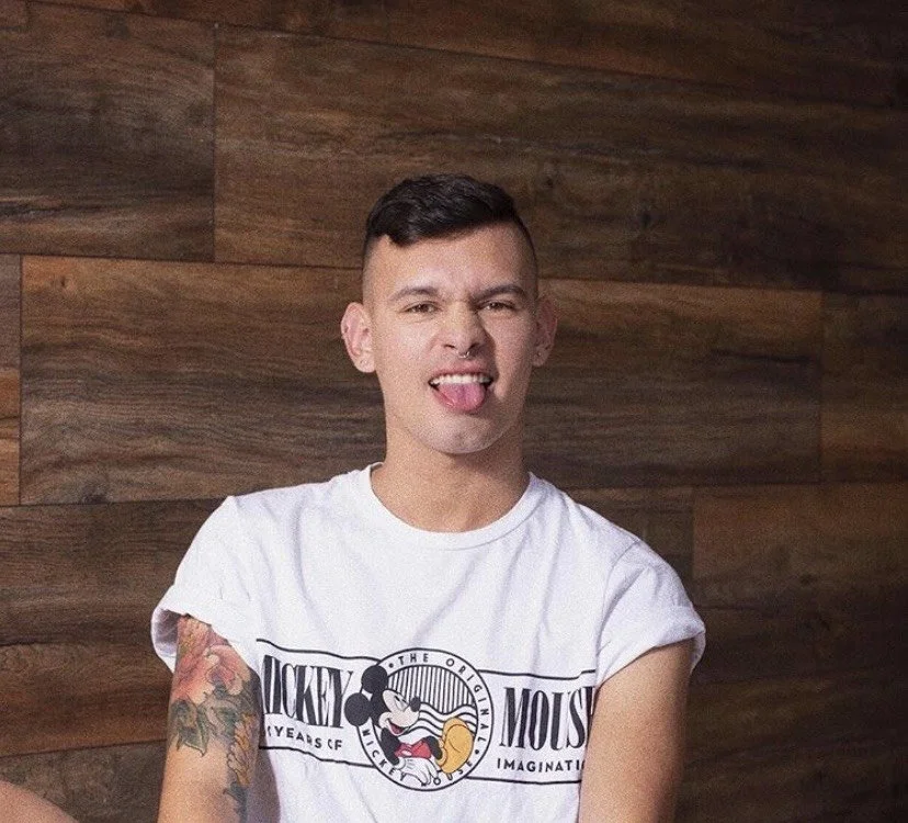 ZACK_HOTT offline chatrum