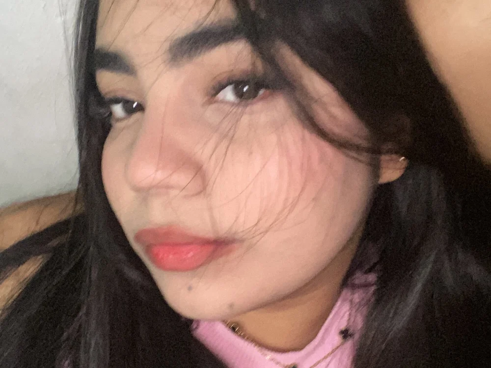 Mell_clark1's Offline XXX Chat
