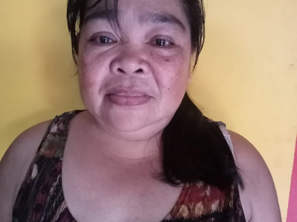 cris_tita offline XXX-chatje