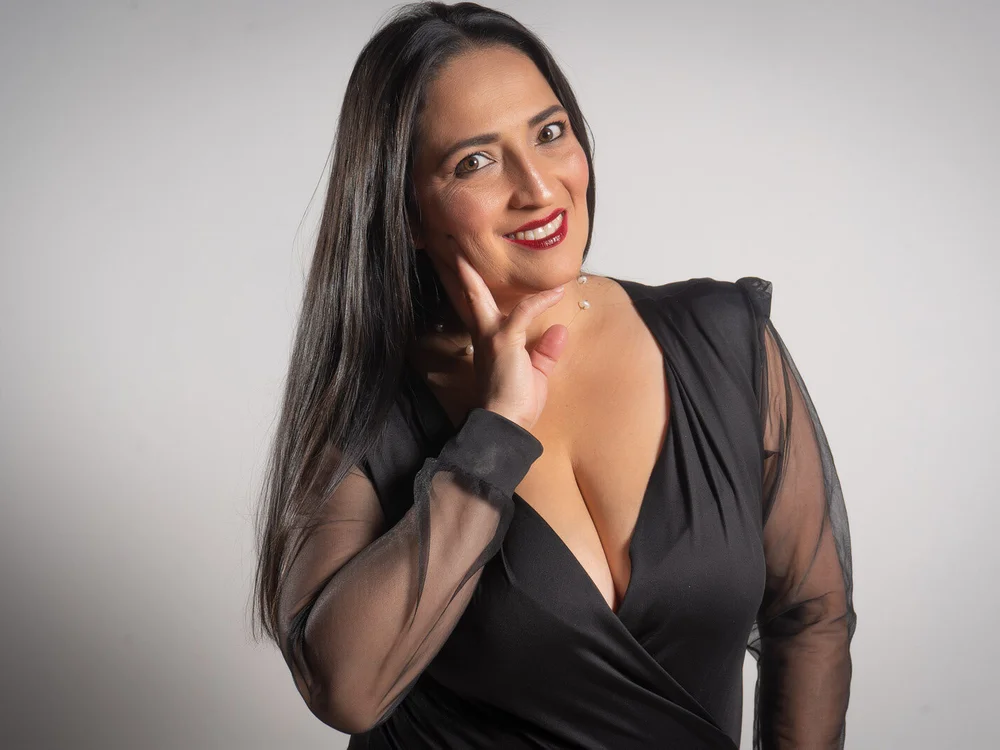 แชท XXX ออฟไลน์ของ KatteMilf