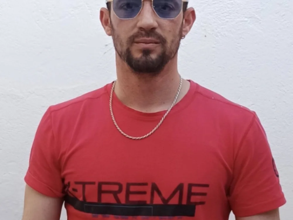 Offline XXX chat modela elbuni25