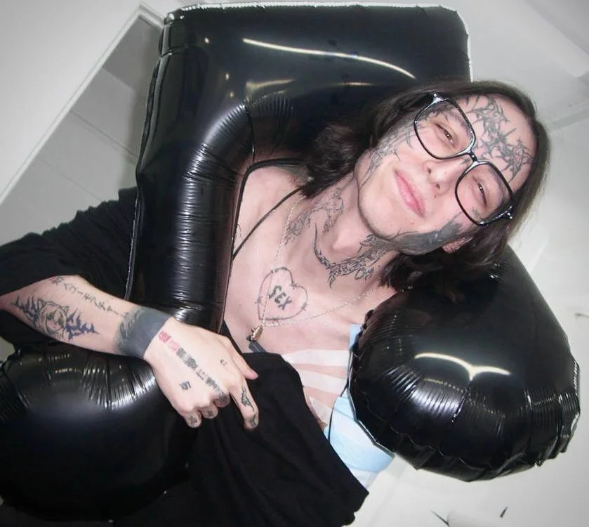 Онлайн чат XXX swagamee