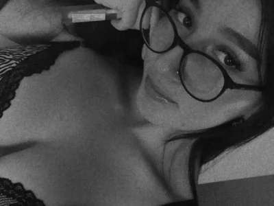 Mia-Hornny- - Girl 