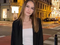 Elina_rose054 Adlı Modelin Canlı XXX Sohbeti