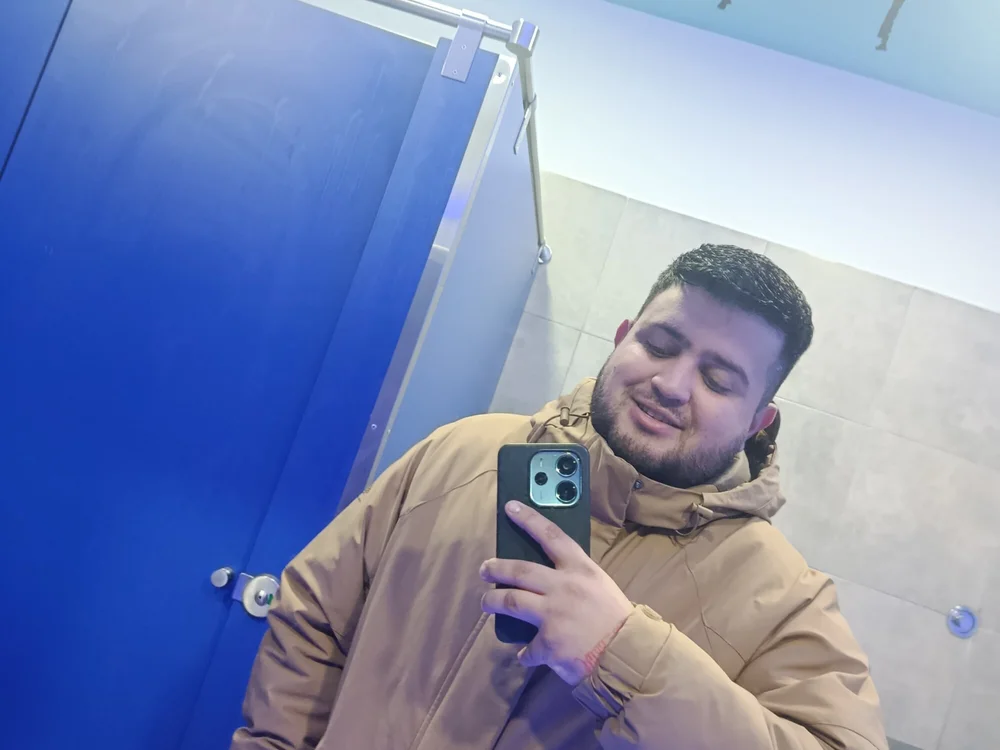 Ricoo988's most recent online preview