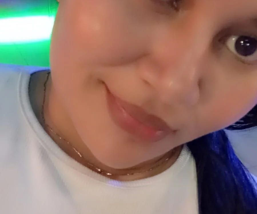 Sophia_070's most recent online preview