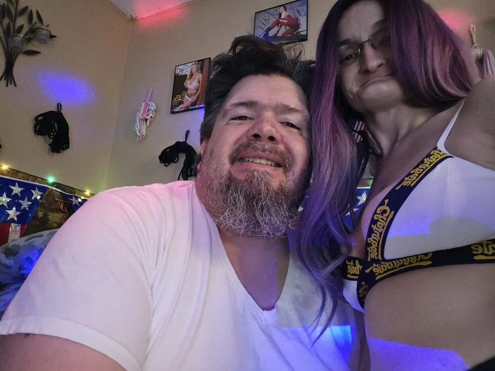 ButterflyandtheBear's Offline XXX Chat