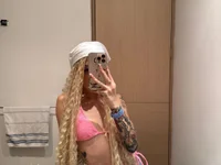 Model Courtney_gonet