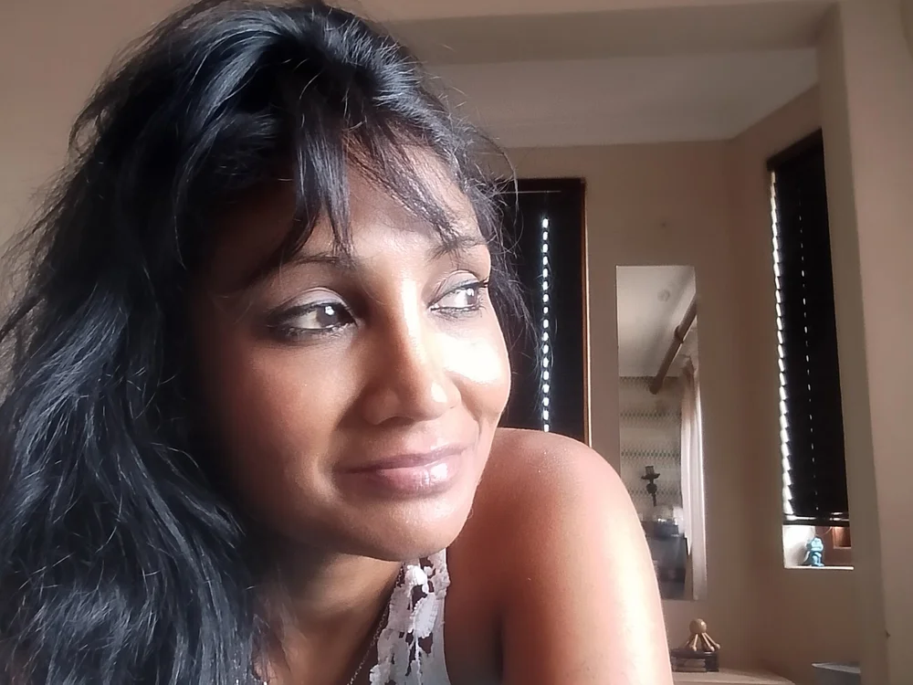 sexykajol2001's Offline XXX Chat