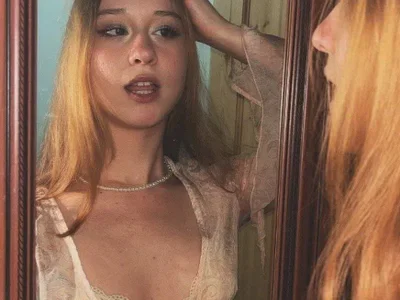 I_never_look_back - Girl 