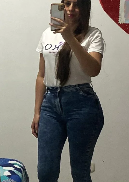 arianna04's Offline Chat Room