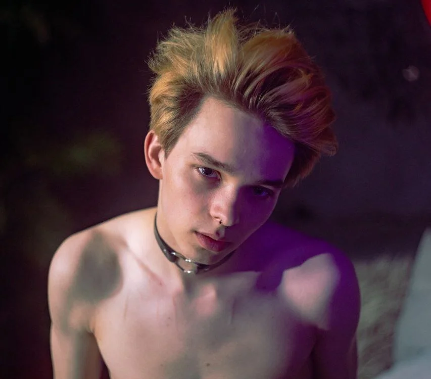 timmy_sawyer offline chatrum