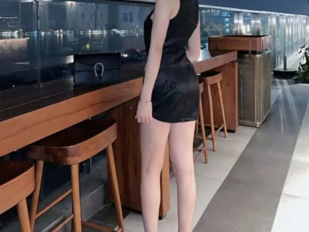 NannanLy2002 Offline XXX-Chat