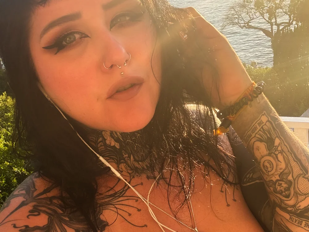 InkMaleficent cam model