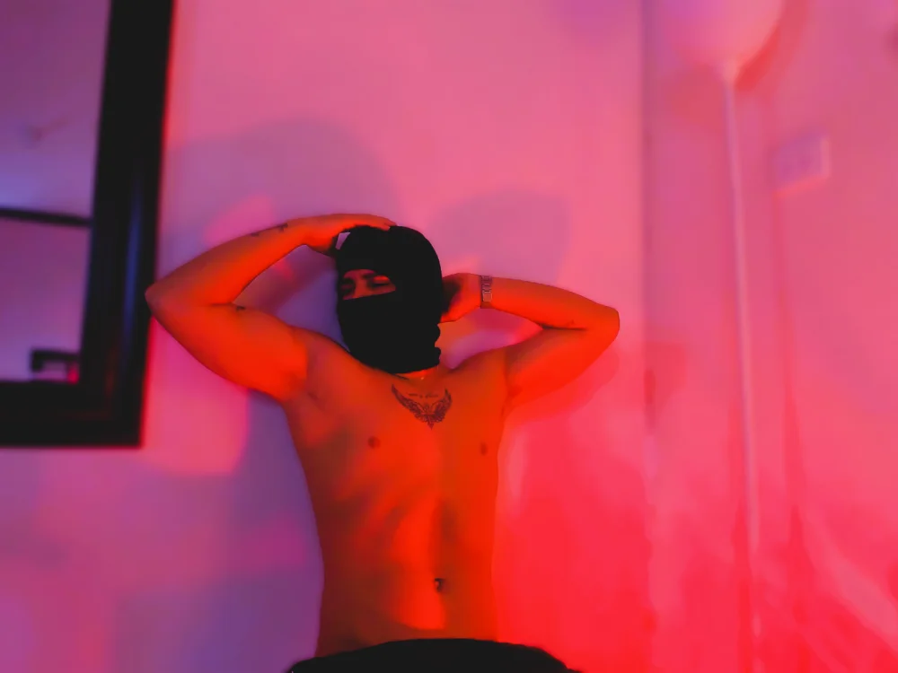 Офлайн-чат XXX Exotic_boy_