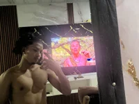 Kevin1andres webcam model