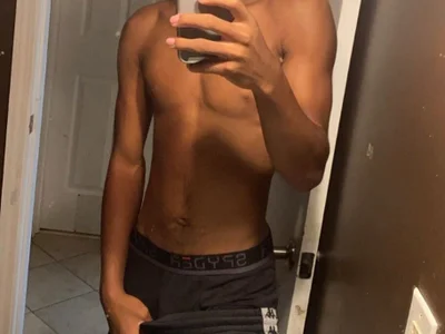 CreamyBlckCock Male Cuckold Cam Nude