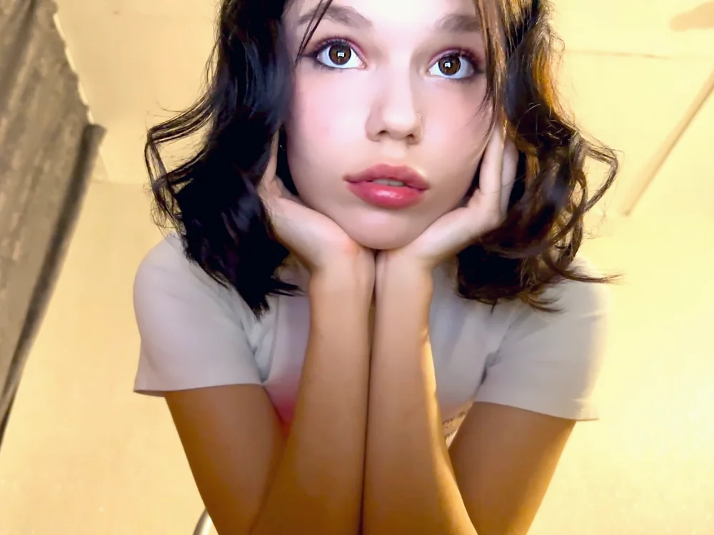 StacieGregoreski Offline XXX Chat