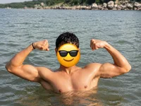 Pertunjukan Kamera Web Pune_Man