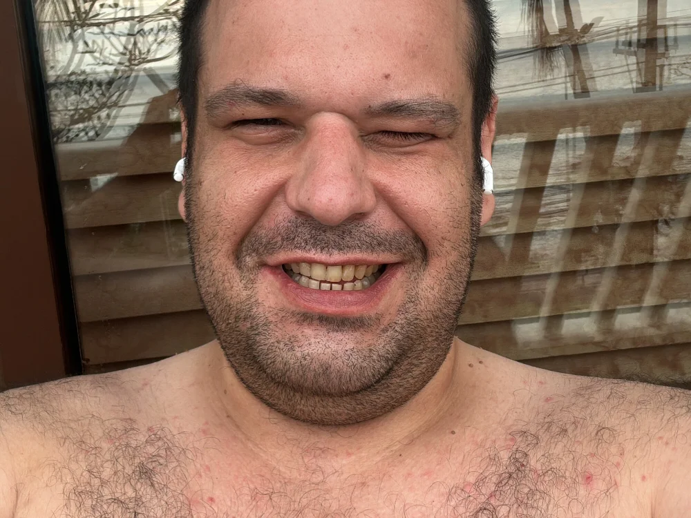 frankczech87's Offline Chat Room