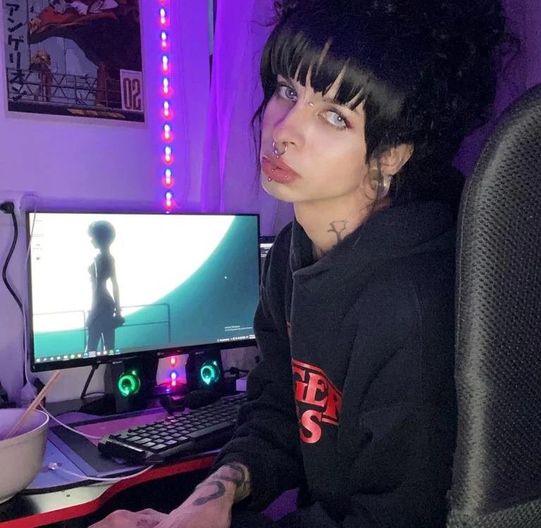 goth_ru: συνομιλία ΧΧΧ εκτός σύνδεσης