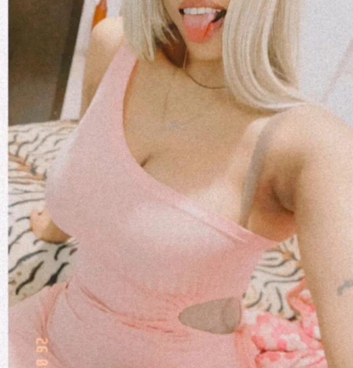 AngelinaThomsonn 오프라인 XXX 채팅