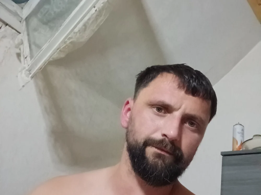 peeeter88 offline XXX-chatje