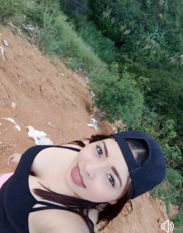 ห้องแชทออฟไลน์ของ Ana-Bella