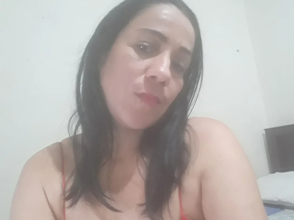 NathasaMiller's Offline XXX Chat