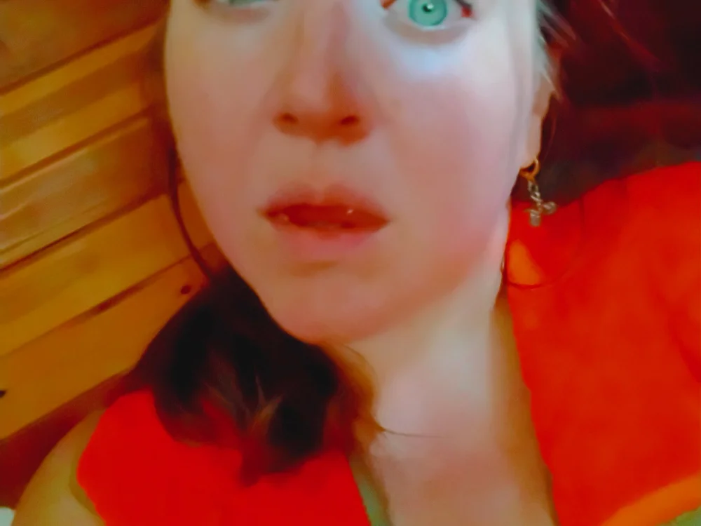 sarasmile333's Offline XXX Chat