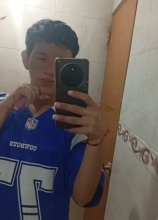 Emmanuel_Salvatore Chat XXX offline