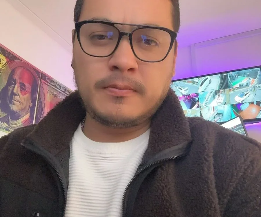 sexycito55 offline chatrum