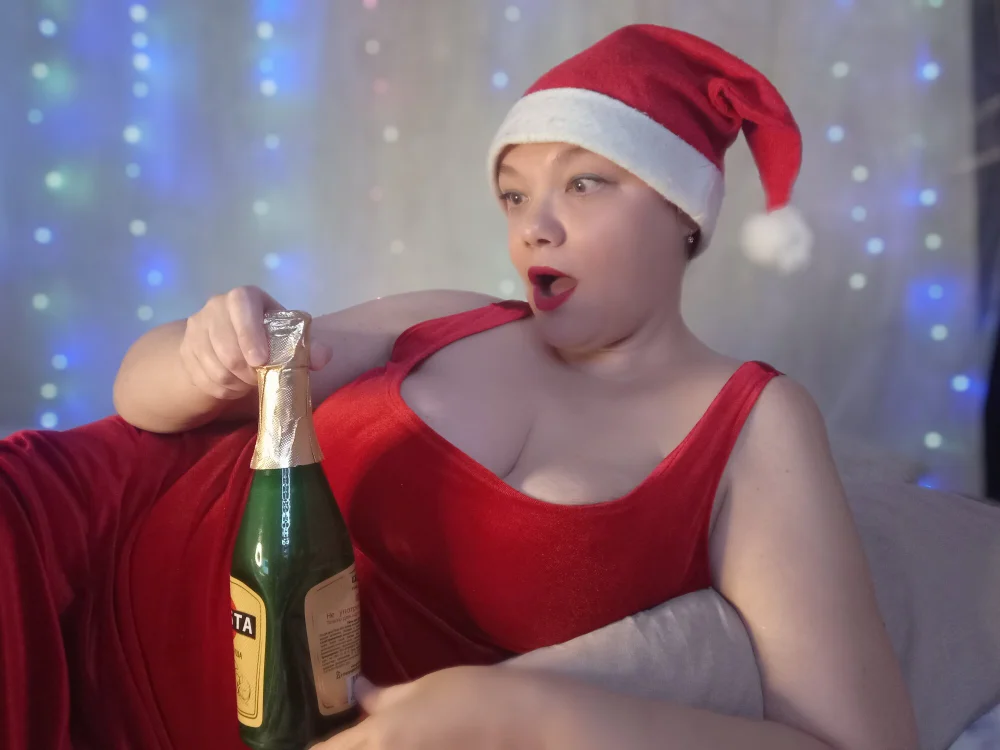 BigBustyAnna offline chatrum