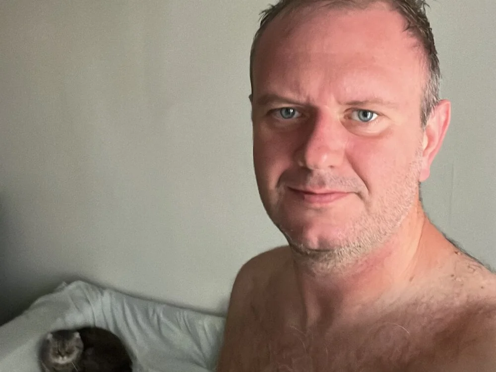 klevo99's Offline XXX Chat