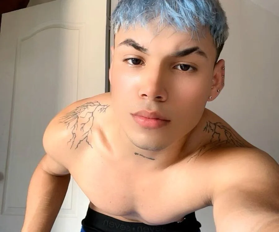 Adams_Collins: συνομιλία ΧΧΧ εκτός σύνδεσης