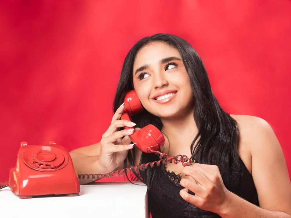 Foxy_Kylie Chat XXX offline