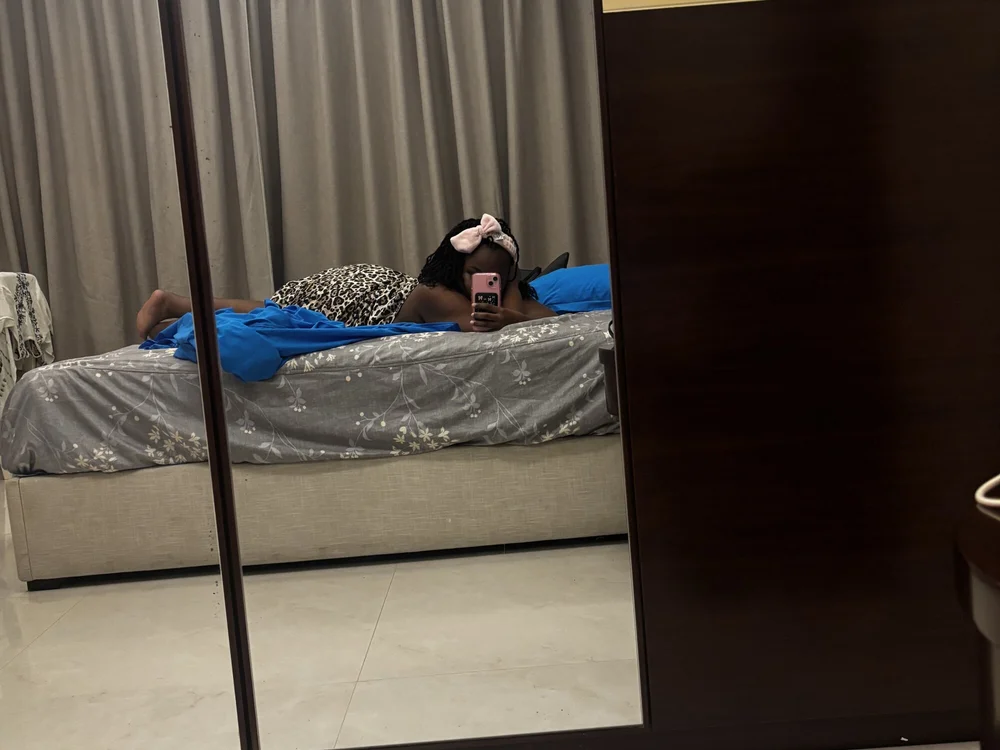 biggirlxrated's Offline Chat Room