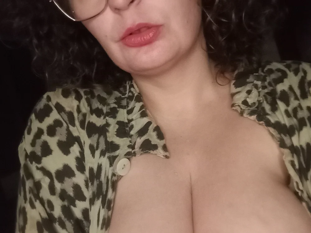 morena627 Chat XXX offline