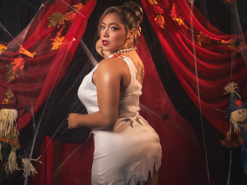 HeidyJones Offline XXX-chat