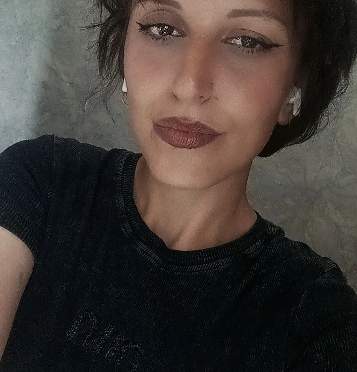 Kylie_Murr Adlı Modelin Çevrimdışı XXX Sohbeti