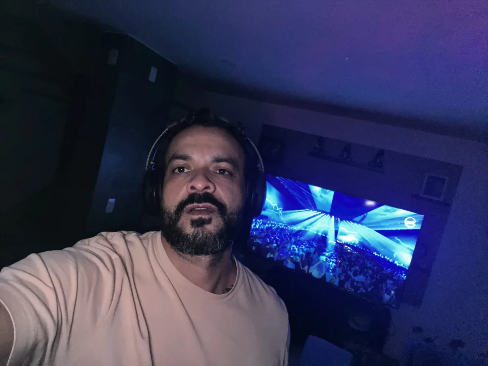 falkor-xl Adlı Modelin Çevrimdışı XXX Sohbeti