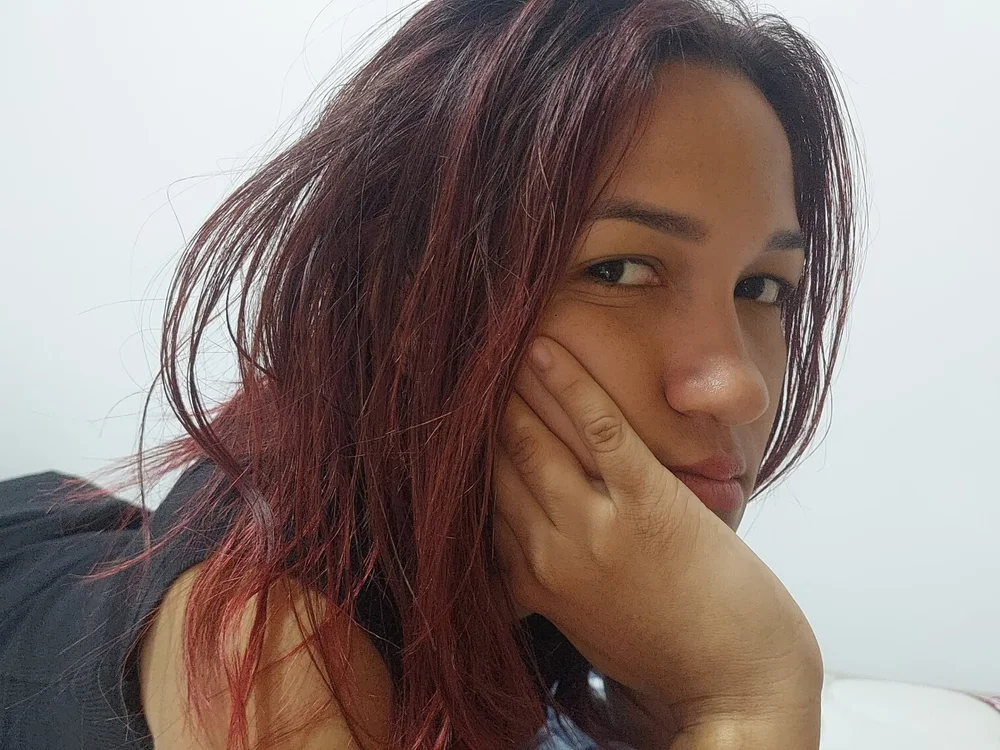 ANDREINA-29's Offline Chat Room