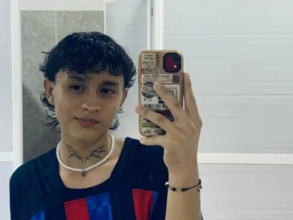 YuanDelux Offline XXX-Chat