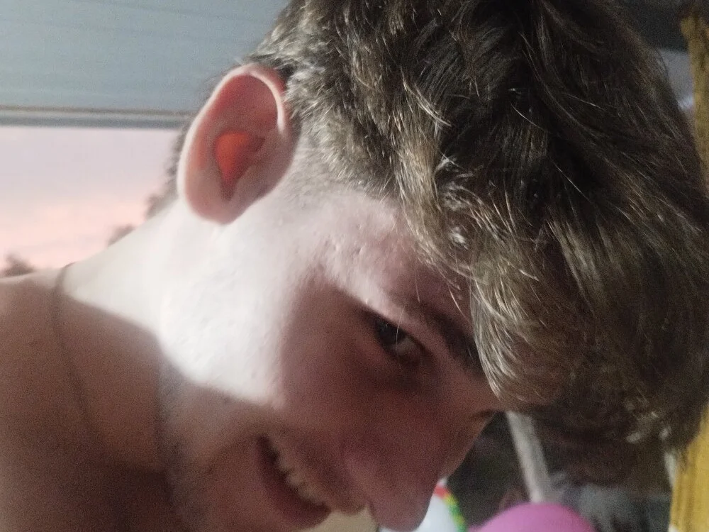 suaestrelinha's Offline XXX Chat