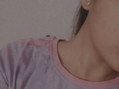 Razoee - Girl 