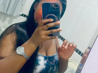 Khanyi98 Female Office Cam Naked